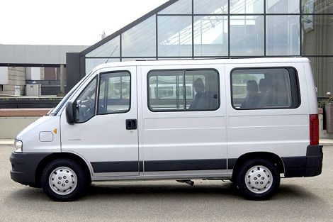 9-szemelyes-auto-oldala-.jpg