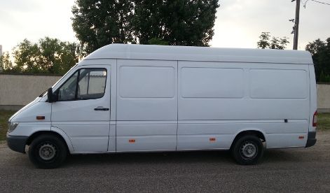 hutos-kisbuszberles.jpg